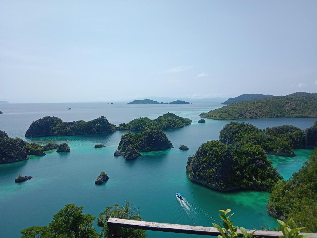 Junior Homestay Kri ภายนอก รูปภาพ