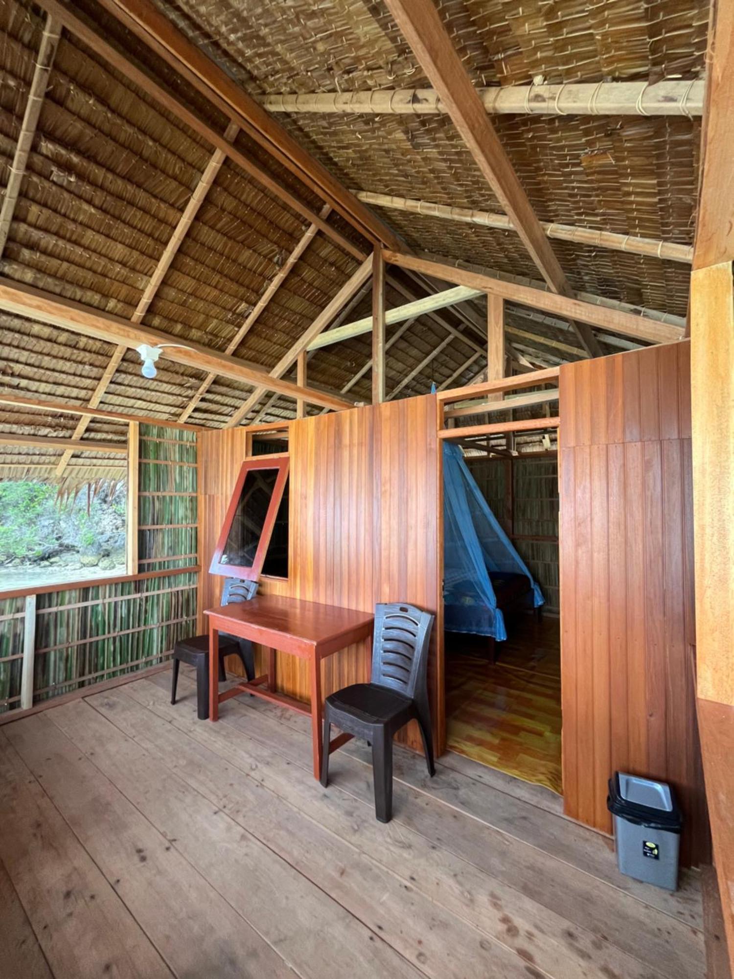 Junior Homestay Kri ภายนอก รูปภาพ