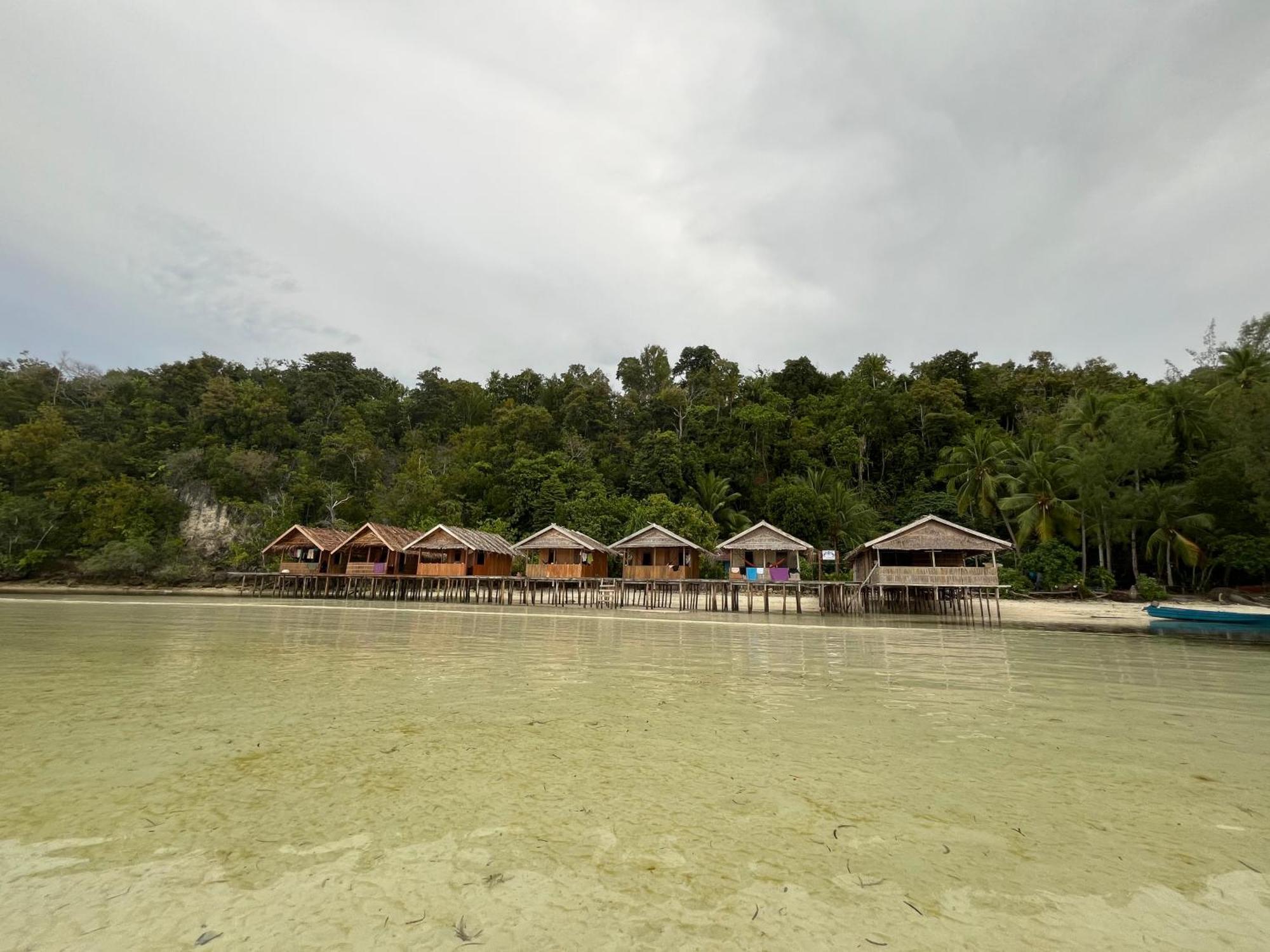 Junior Homestay Kri ภายนอก รูปภาพ