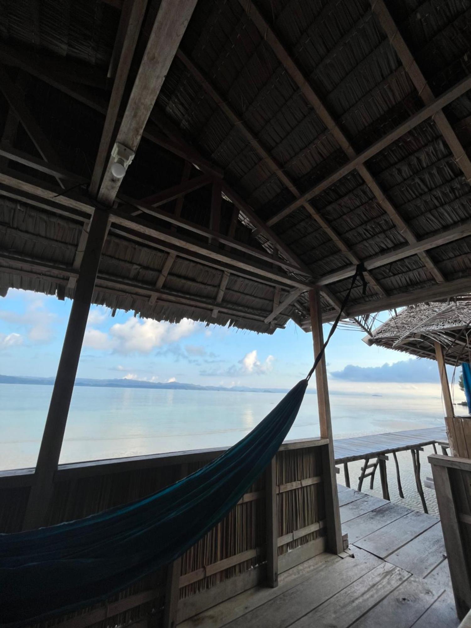Junior Homestay Kri ภายนอก รูปภาพ