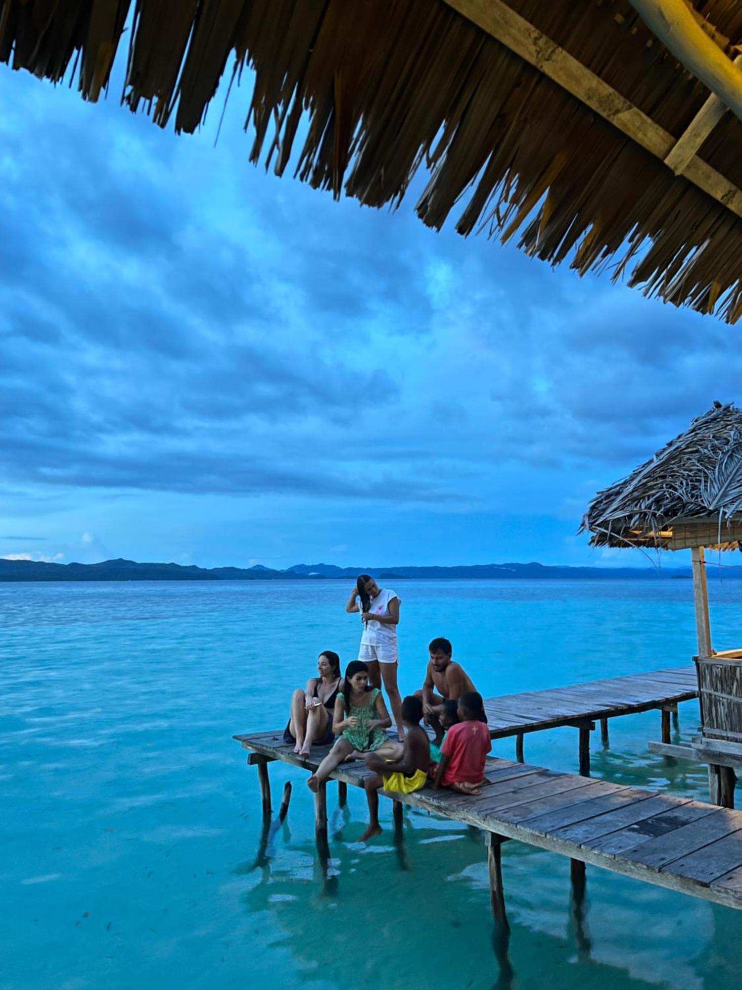 Junior Homestay Kri ภายนอก รูปภาพ